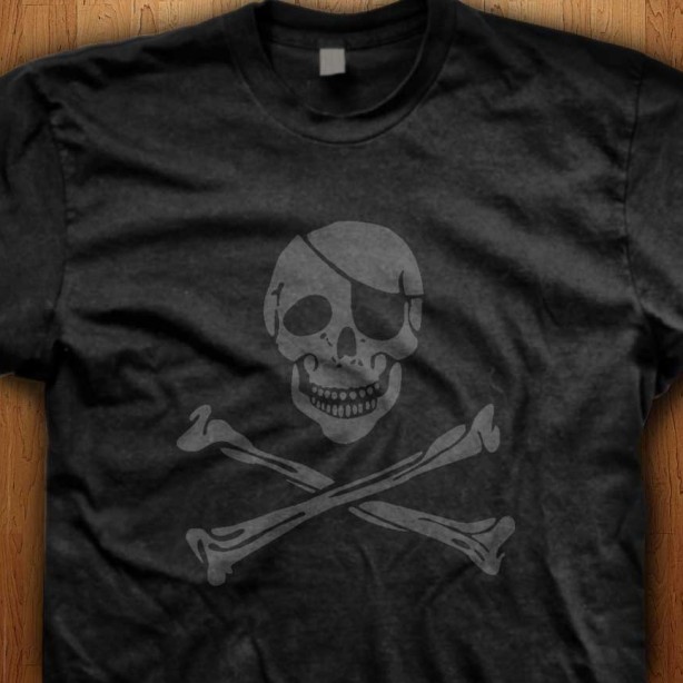 Pirate-Skull-Black-Shirt